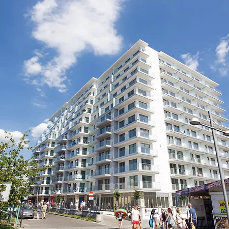 Promenada Gwiazd 14 - Visitopl * Miedzyzdroje